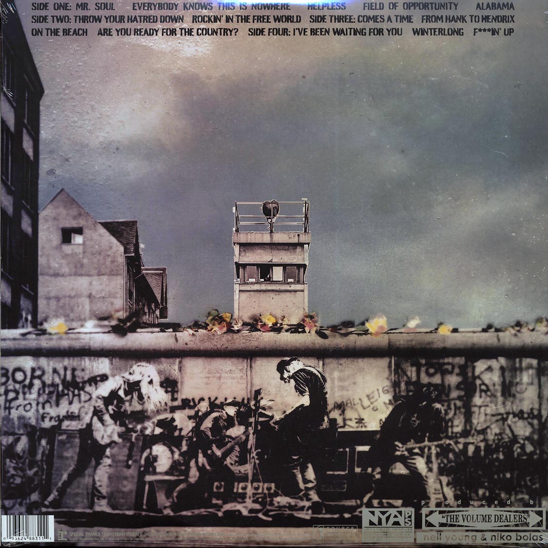 Neil Young & The Promise Of The Real - Noise & Flowers