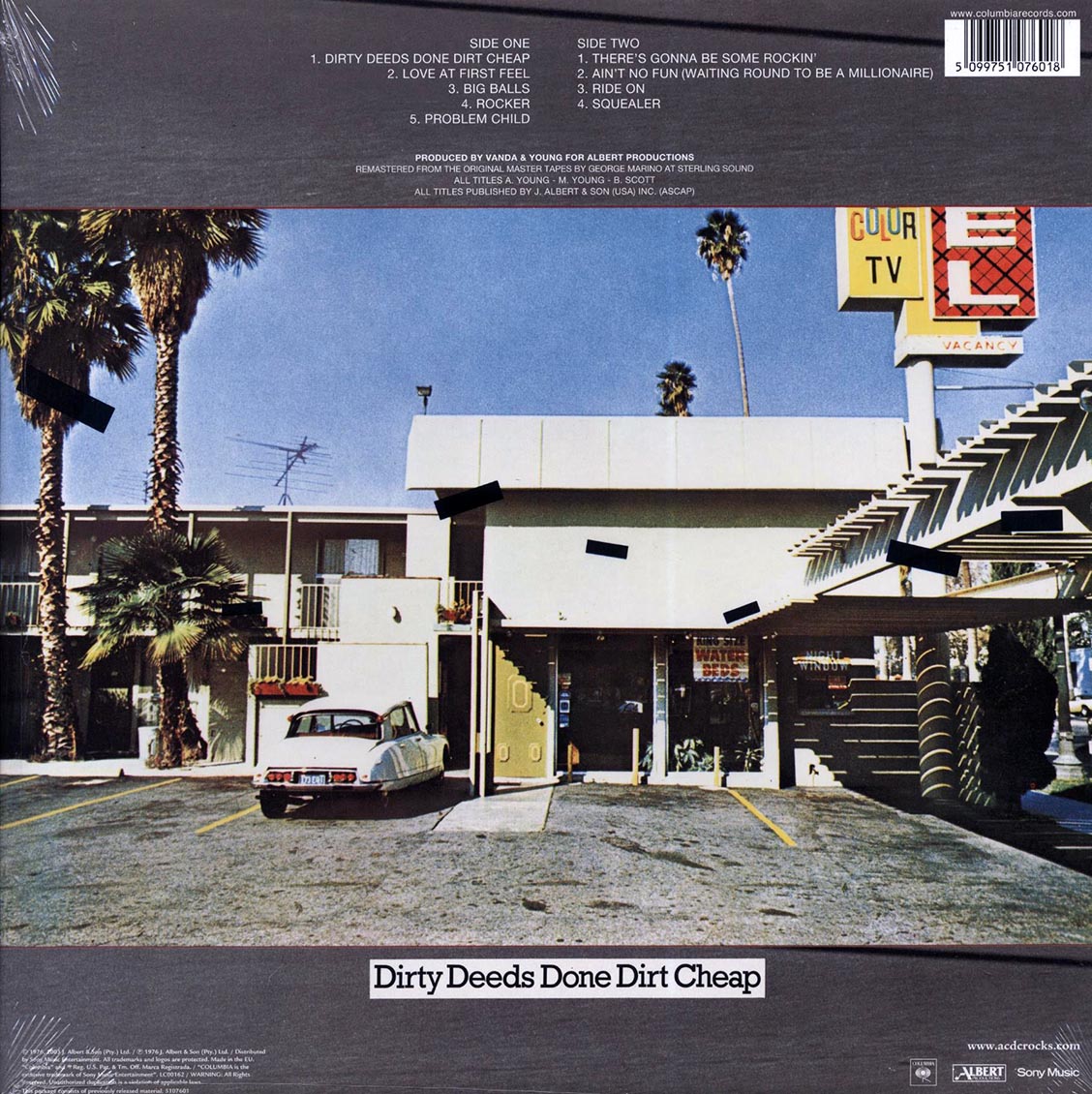 AC/DC - Dirty Deeds Done Dirt Cheap